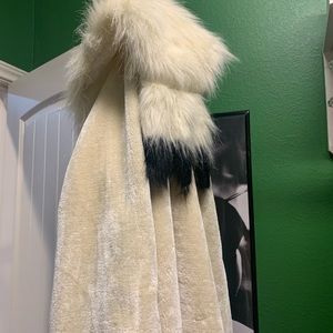 Disney Cruella Leg Avenue Fur Coat 🔥